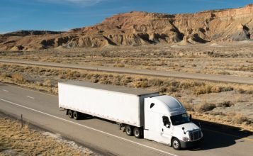 otr-vehicle-transportation-18-wheeler-big-rig-whit-2021-08-26-22-38-09-utc-800x716
